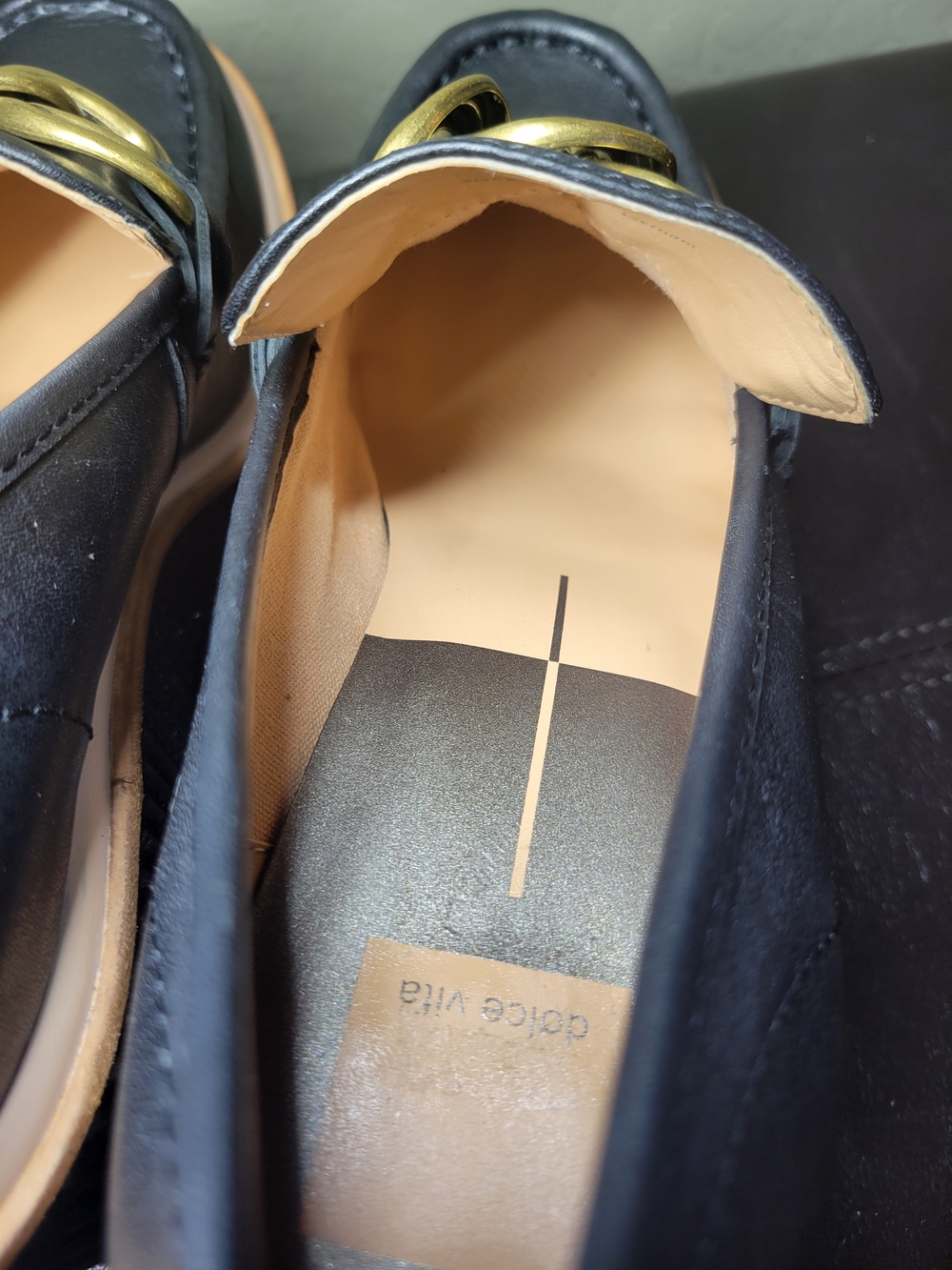 Dolce Vita Black Platform Loafers with Gold Chain WM Size 9 - Picture 5 of 7